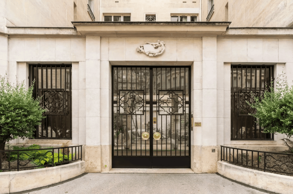 PARIS 16ÈME MUETTE